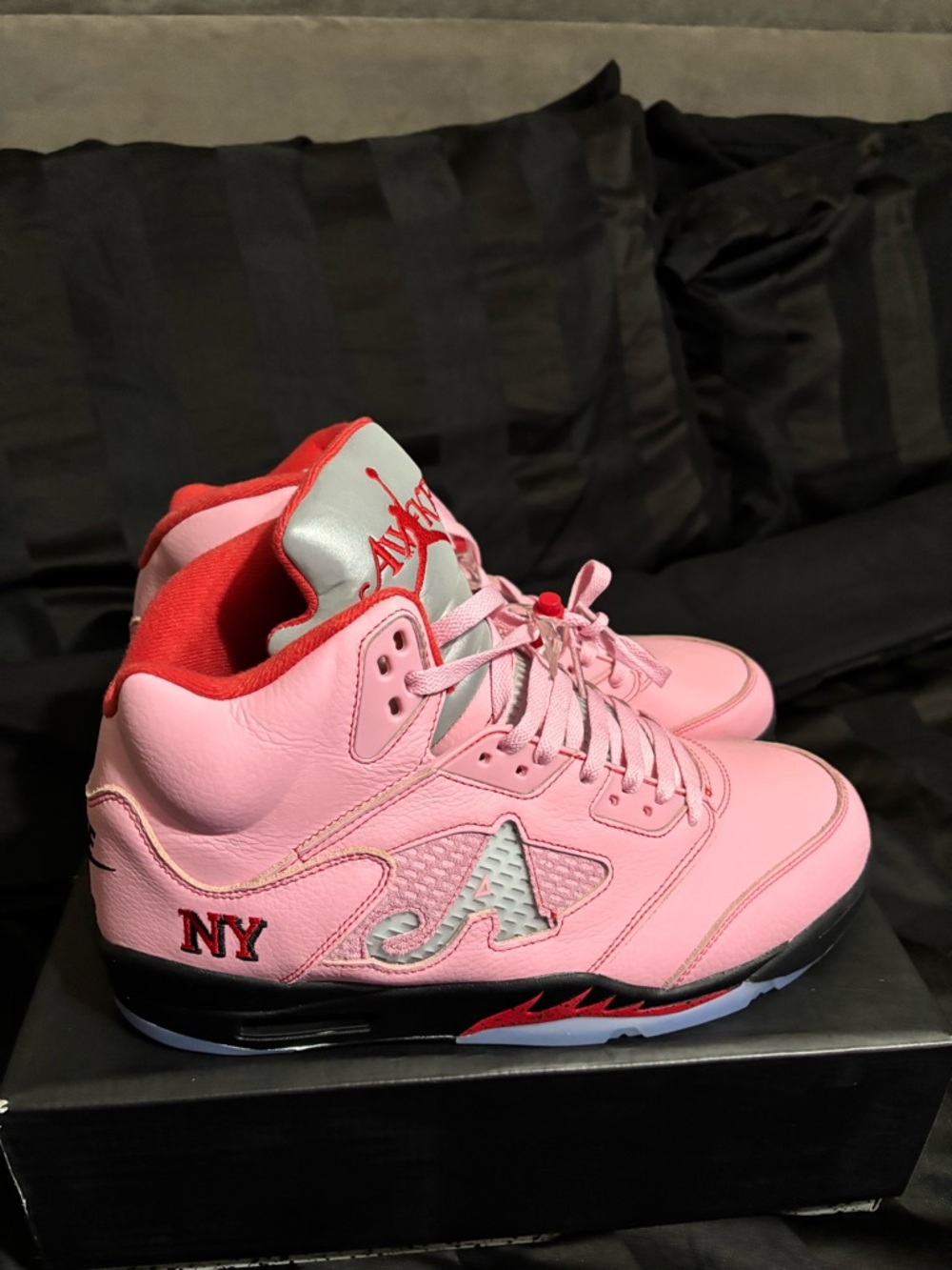 Pink High-Top Sneakers - Stylish Men's Athletic Shoes